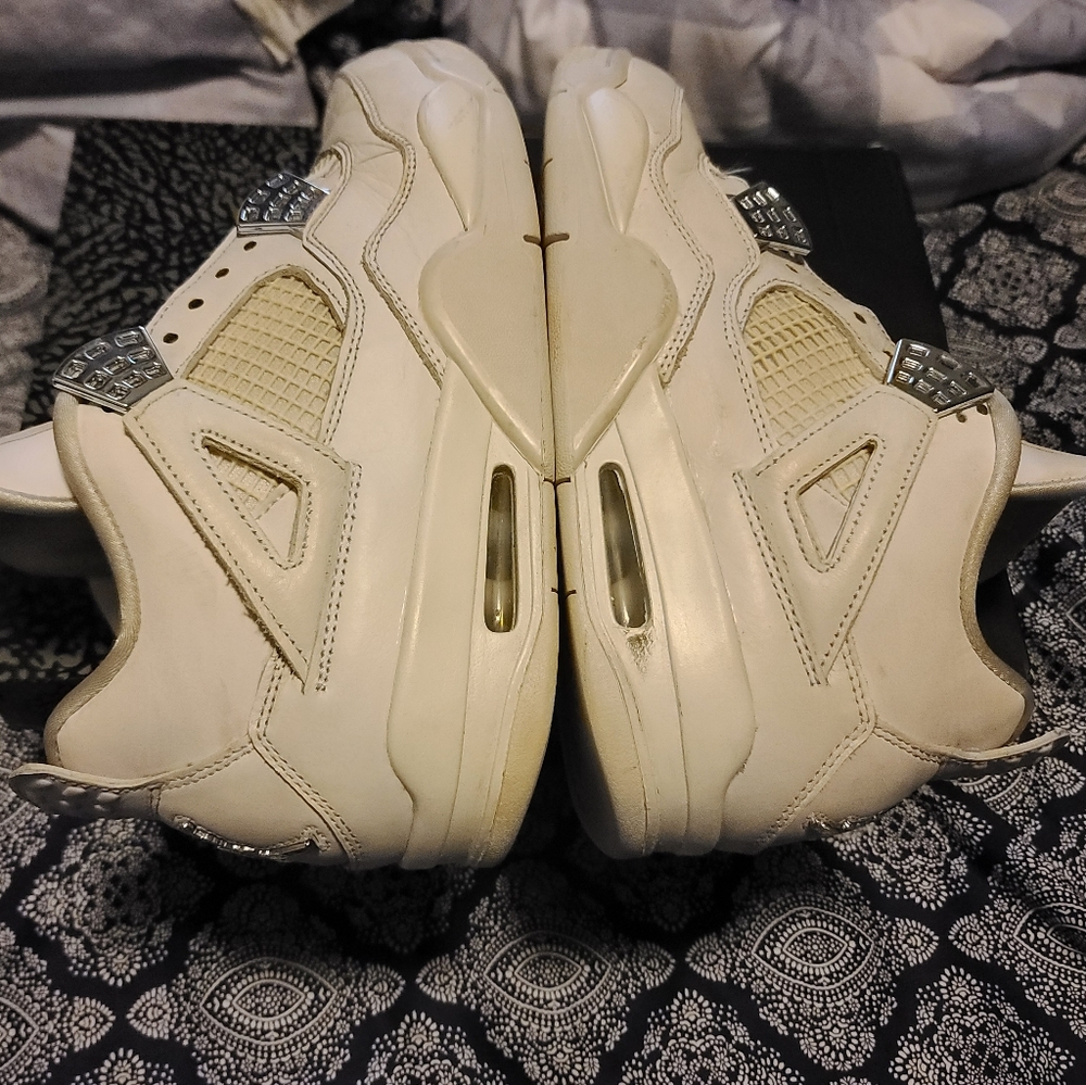 Air jordan retro 4 pure money size 8.5